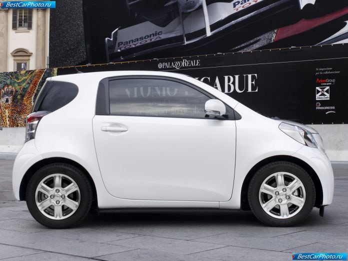 2009 Toyota Iq - фотография 76 из 204