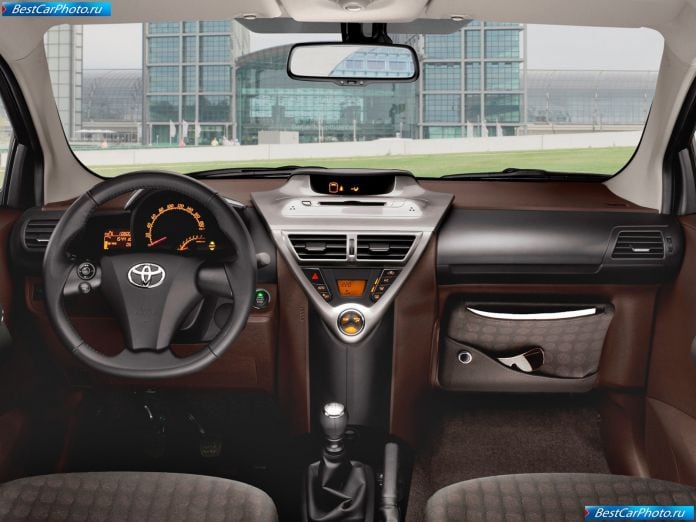 2009 Toyota Iq - фотография 128 из 204