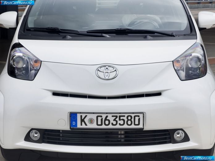 2009 Toyota Iq - фотография 162 из 204
