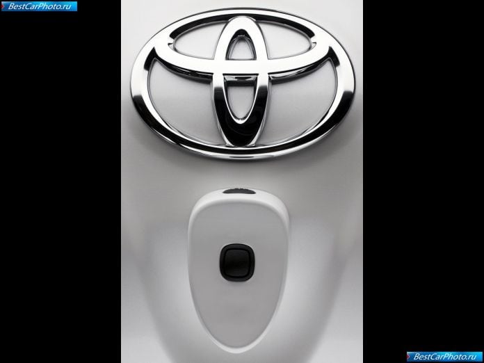 2009 Toyota Iq - фотография 203 из 204