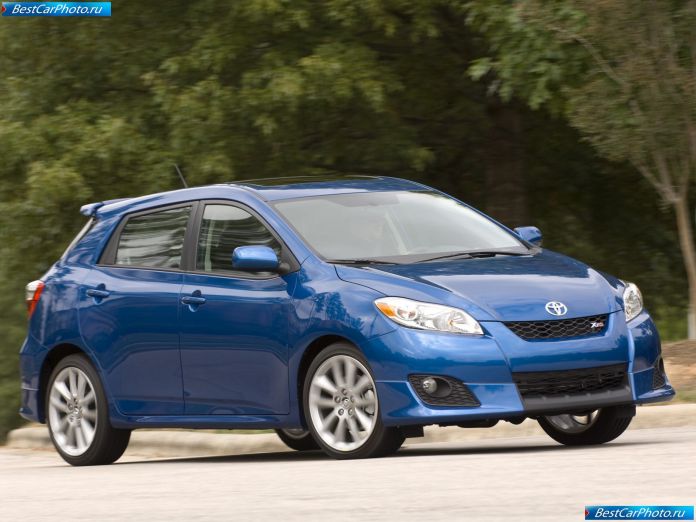 2009 Toyota Matrix - фотография 3 из 35