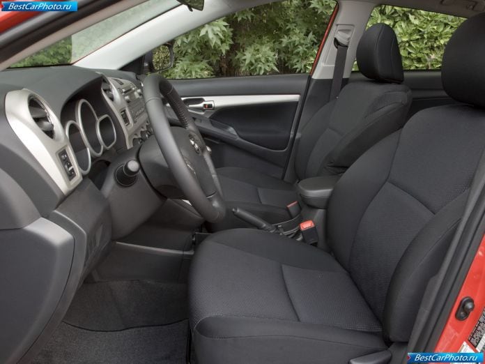 2009 Toyota Matrix - фотография 21 из 35