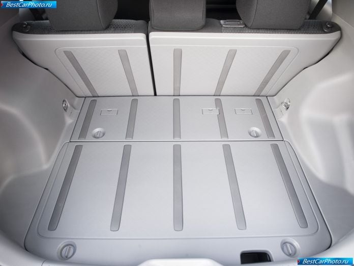 2009 Toyota Matrix - фотография 26 из 35