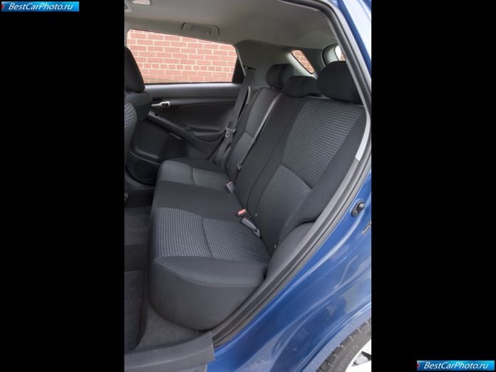 2009 Toyota Matrix - фотография 33 из 35