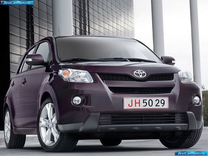 2009 Toyota Urban Cruiser - фотография 1 из 22