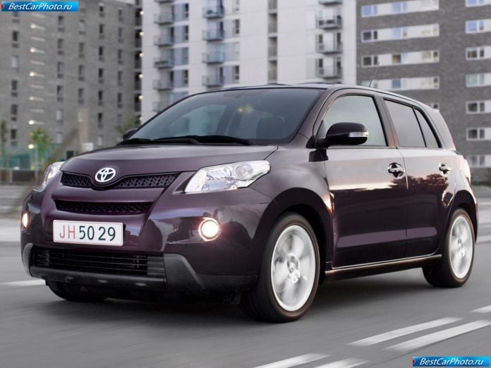 2009 Toyota Urban Cruiser - фотография 3 из 22