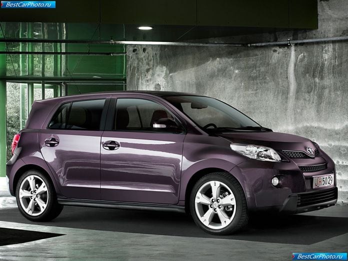 2009 Toyota Urban Cruiser - фотография 4 из 22