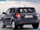 toyota_2009-urban_cruiser_1600x1200_011.jpg