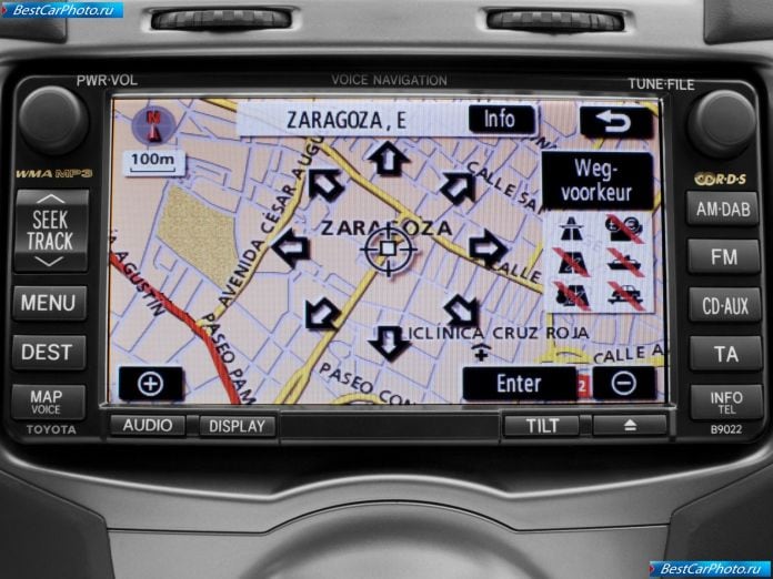 2009 Toyota Yaris - фотография 18 из 37
