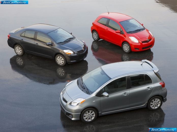 2009 Toyota Yaris 5-door - фотография 5 из 21