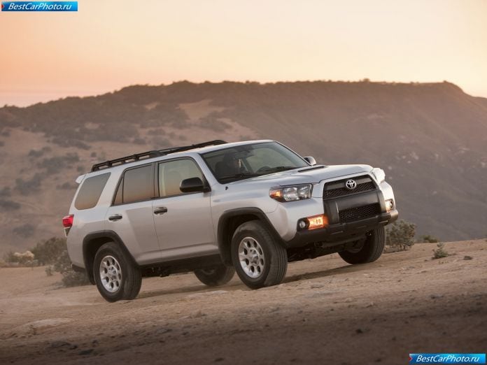 2010 Toyota 4runner - фотография 40 из 177