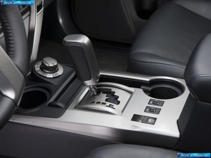 2010 Toyota 4runner - фотография 118 из 177