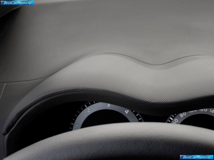 2010 Toyota Auris - фотография 46 из 57