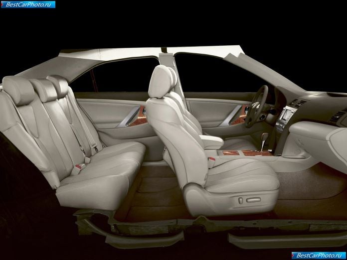 2010 Toyota Camry - фотография 6 из 6