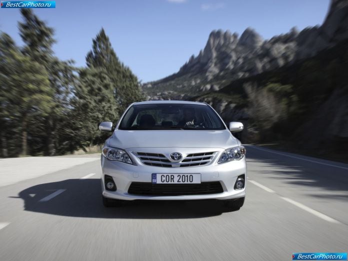 2010 Toyota Corolla - фотография 25 из 37