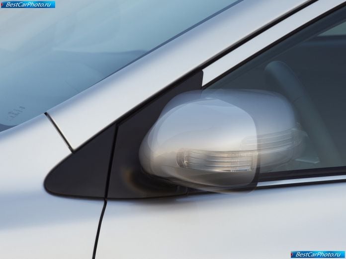 2010 Toyota Corolla - фотография 37 из 37