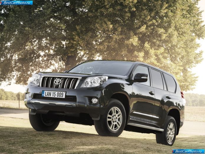 2010 Toyota Land Cruiser - фотография 1 из 167