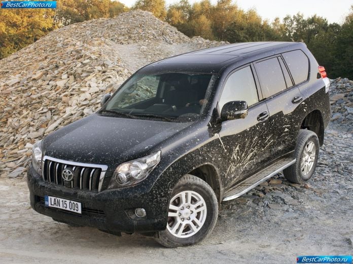 2010 Toyota Land Cruiser - фотография 12 из 167