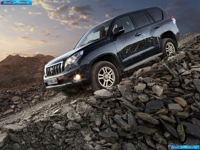 2010 Toyota Land Cruiser - фотография 13 из 167