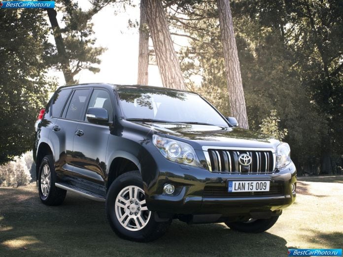 2010 Toyota Land Cruiser - фотография 19 из 167