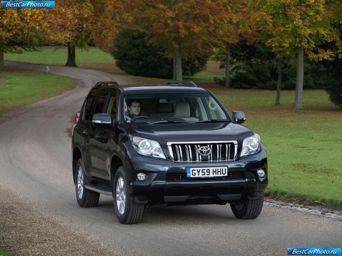 2010 Toyota Land Cruiser - фотография 33 из 167