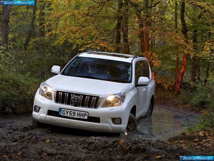 2010 Toyota Land Cruiser - фотография 38 из 167