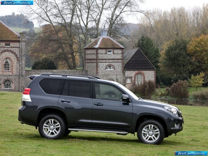 2010 Toyota Land Cruiser - фотография 52 из 167