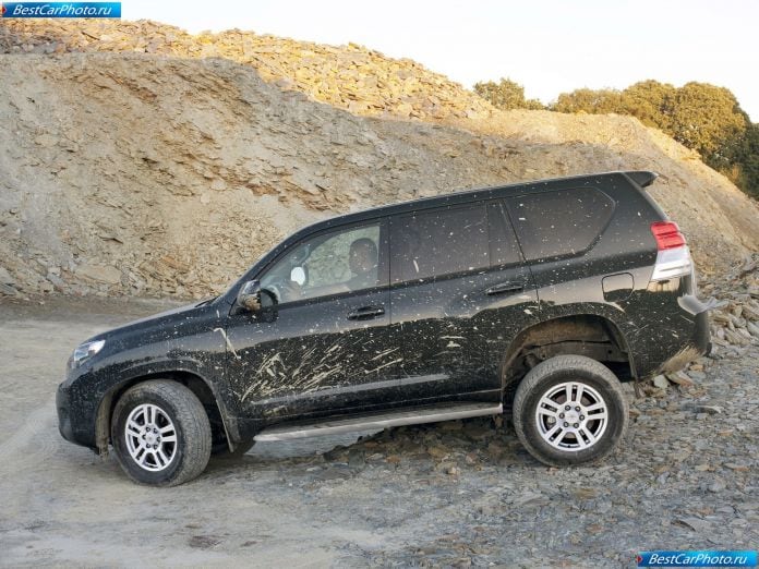 2010 Toyota Land Cruiser - фотография 54 из 167