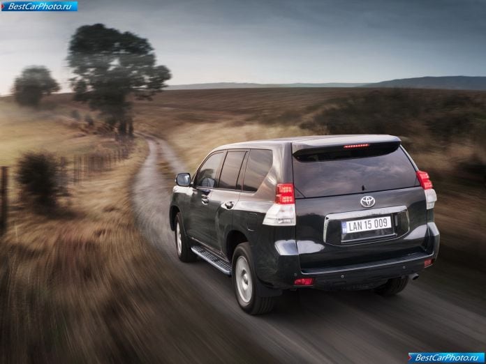 2010 Toyota Land Cruiser - фотография 55 из 167