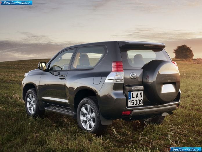 2010 Toyota Land Cruiser - фотография 58 из 167