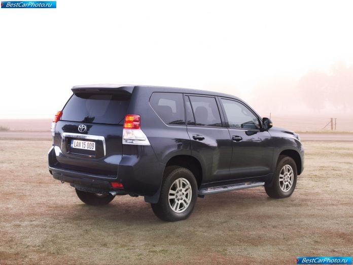 2010 Toyota Land Cruiser - фотография 60 из 167