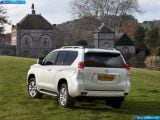 toyota_2010-land_cruiser_1600x1200_067.jpg