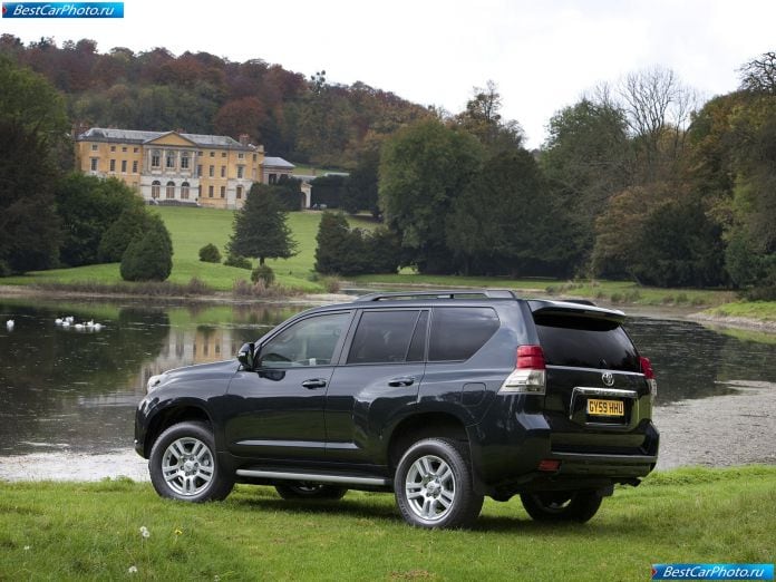 2010 Toyota Land Cruiser - фотография 68 из 167