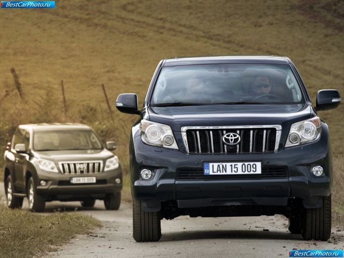 2010 Toyota Land Cruiser - фотография 76 из 167