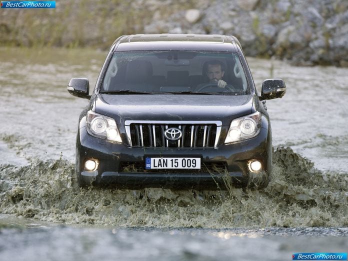 2010 Toyota Land Cruiser - фотография 82 из 167