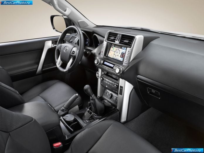 2010 Toyota Land Cruiser - фотография 108 из 167