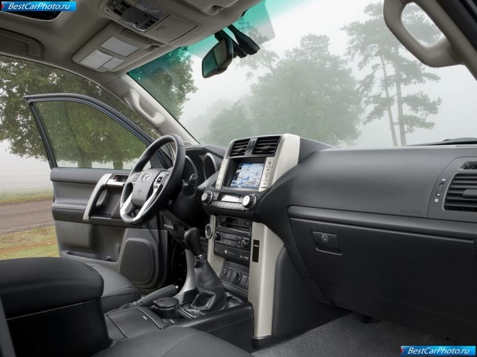 2010 Toyota Land Cruiser - фотография 111 из 167