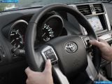 toyota_2010-land_cruiser_1600x1200_114.jpg