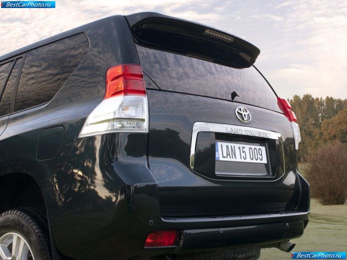2010 Toyota Land Cruiser - фотография 133 из 167