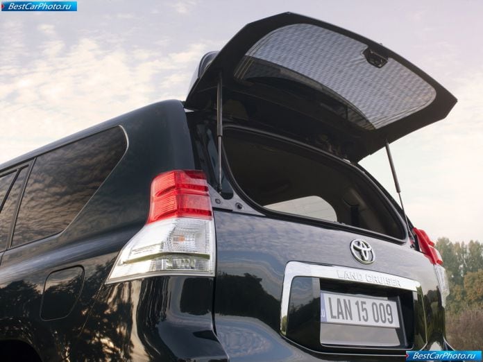 2010 Toyota Land Cruiser - фотография 134 из 167