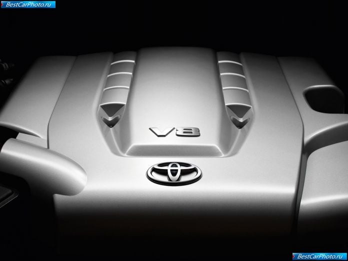 2010 Toyota Land Cruiser V8 - фотография 44 из 58