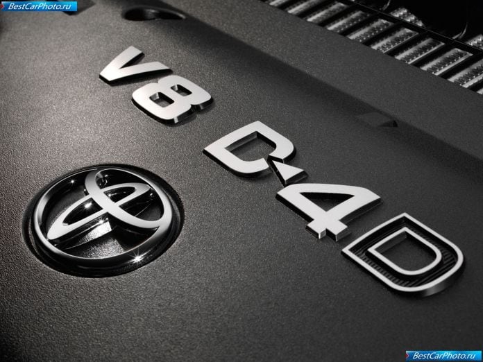 2010 Toyota Land Cruiser V8 - фотография 45 из 58
