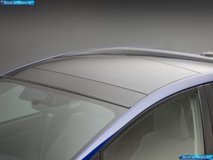 2010 Toyota Prius - фотография 55 из 102