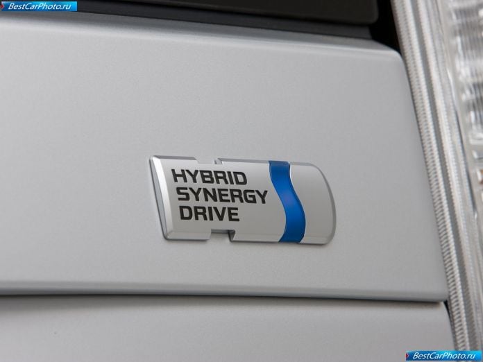 2010 Toyota Prius - фотография 60 из 102