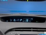 toyota_2010-prius_1600x1200_079.jpg