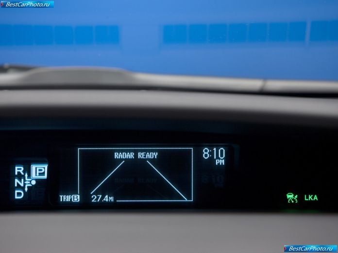 2010 Toyota Prius - фотография 81 из 102