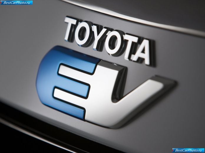 2010 Toyota Rav4 Ev Concept - фотография 29 из 33