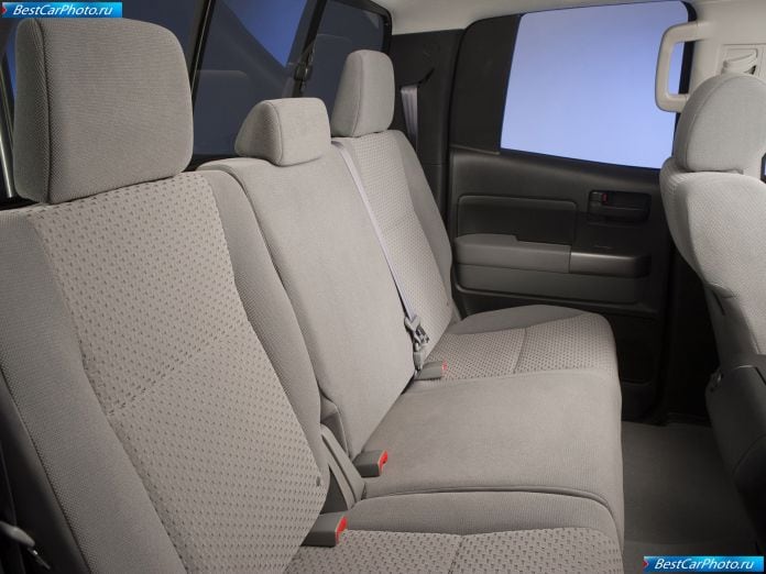 2010 Toyota Tundra - фотография 20 из 31