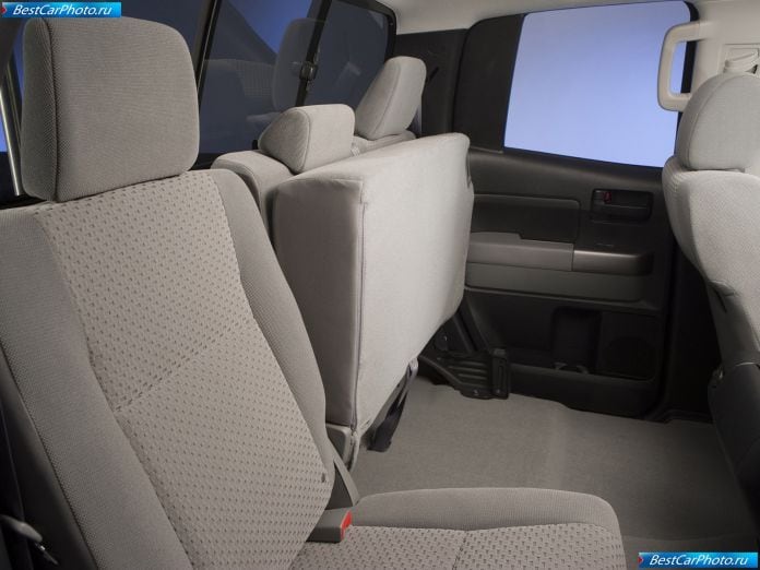 2010 Toyota Tundra - фотография 21 из 31