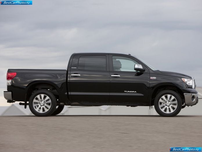 2010 Toyota Tundra Crewmax - фотография 9 из 32